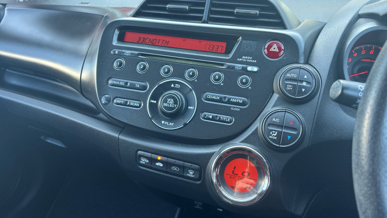 Honda Jazz 1.4 i-VTEC ES Plus 5dr CVT Petrol Hatchback